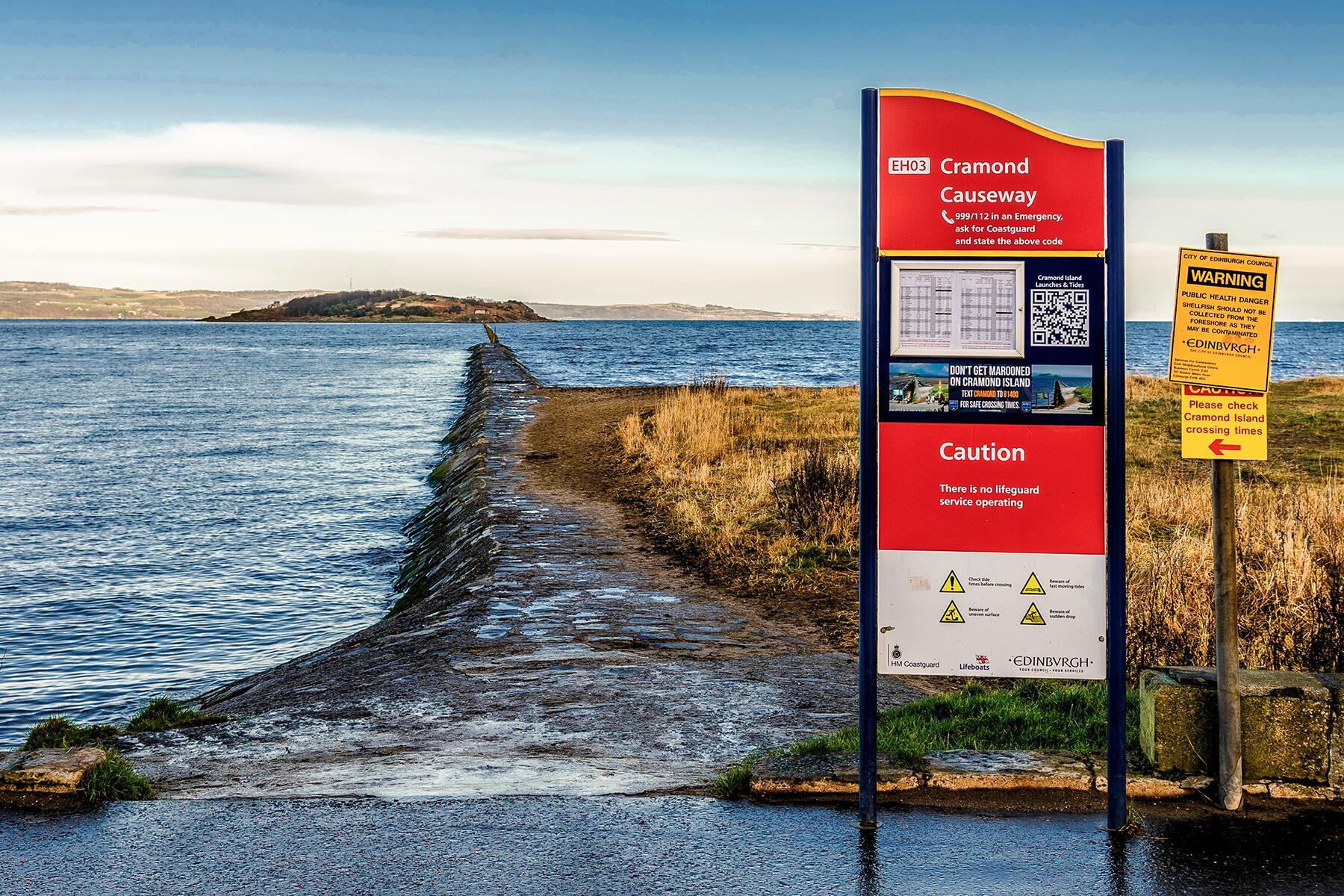 12_SometimesIslands-CrammonIsland-shutterstock_1994558105