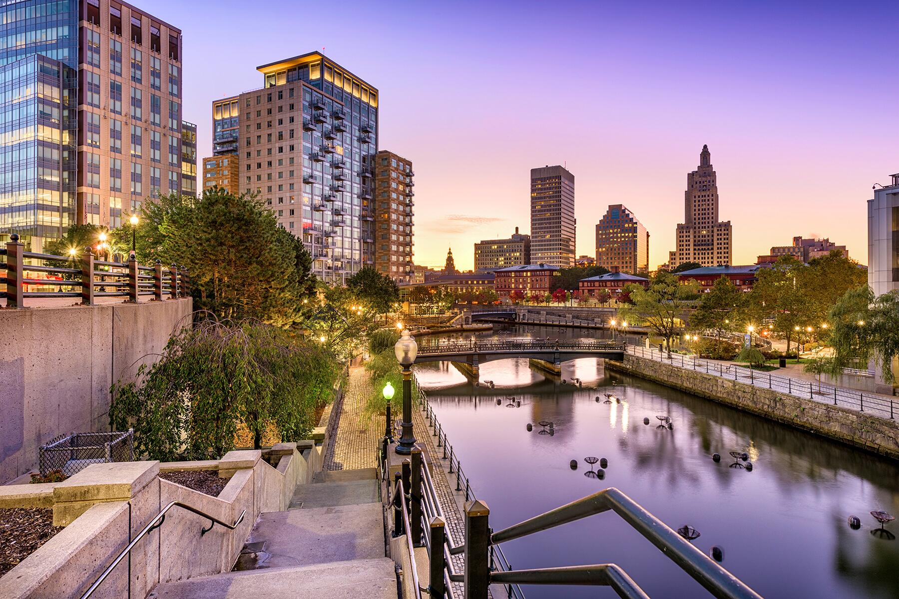 15_RiverfrontsAndRiverwalks__ProvidenceRI_shutterstock_759413665
