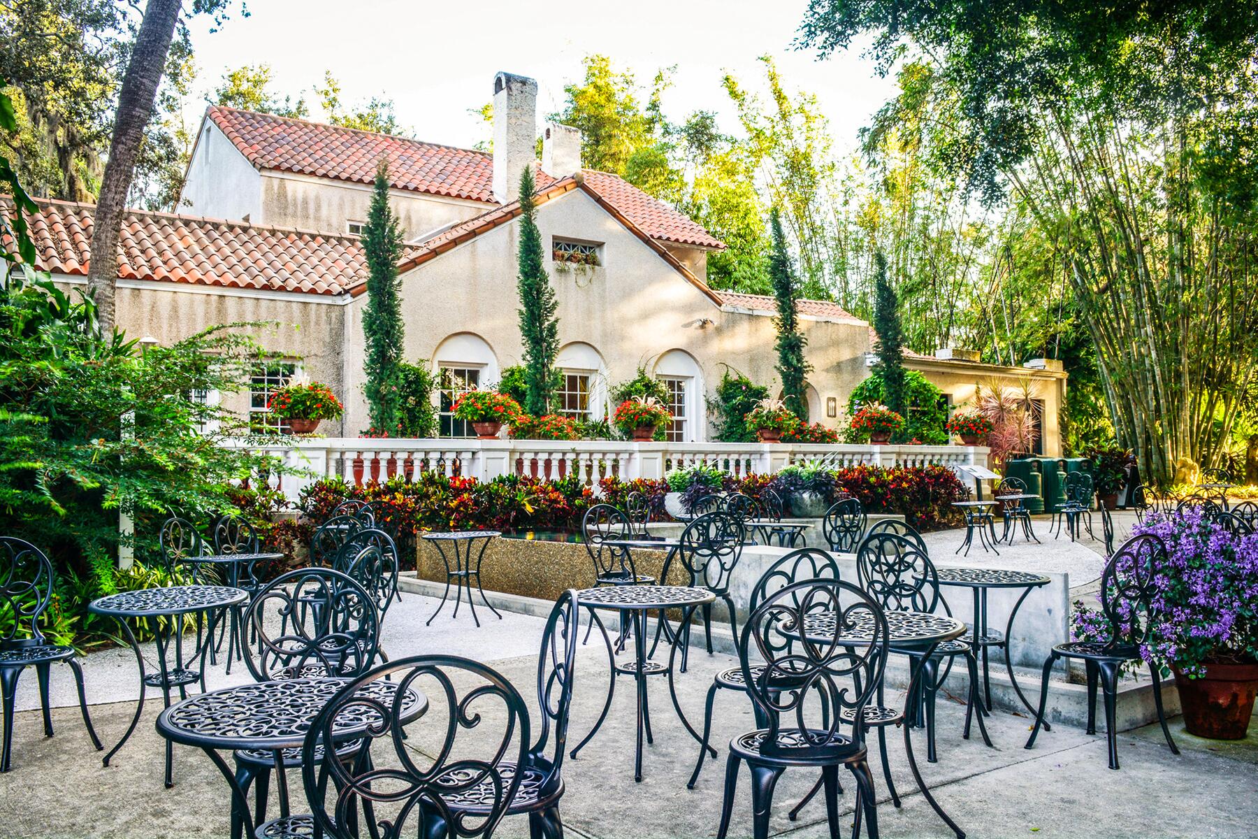 02_SouthBestGardens__MarieSelbyBotanicalGardens_2 Selby-House-Photo-Courtesy-of-Marie-Selby-Botanical-Gardens-scaled