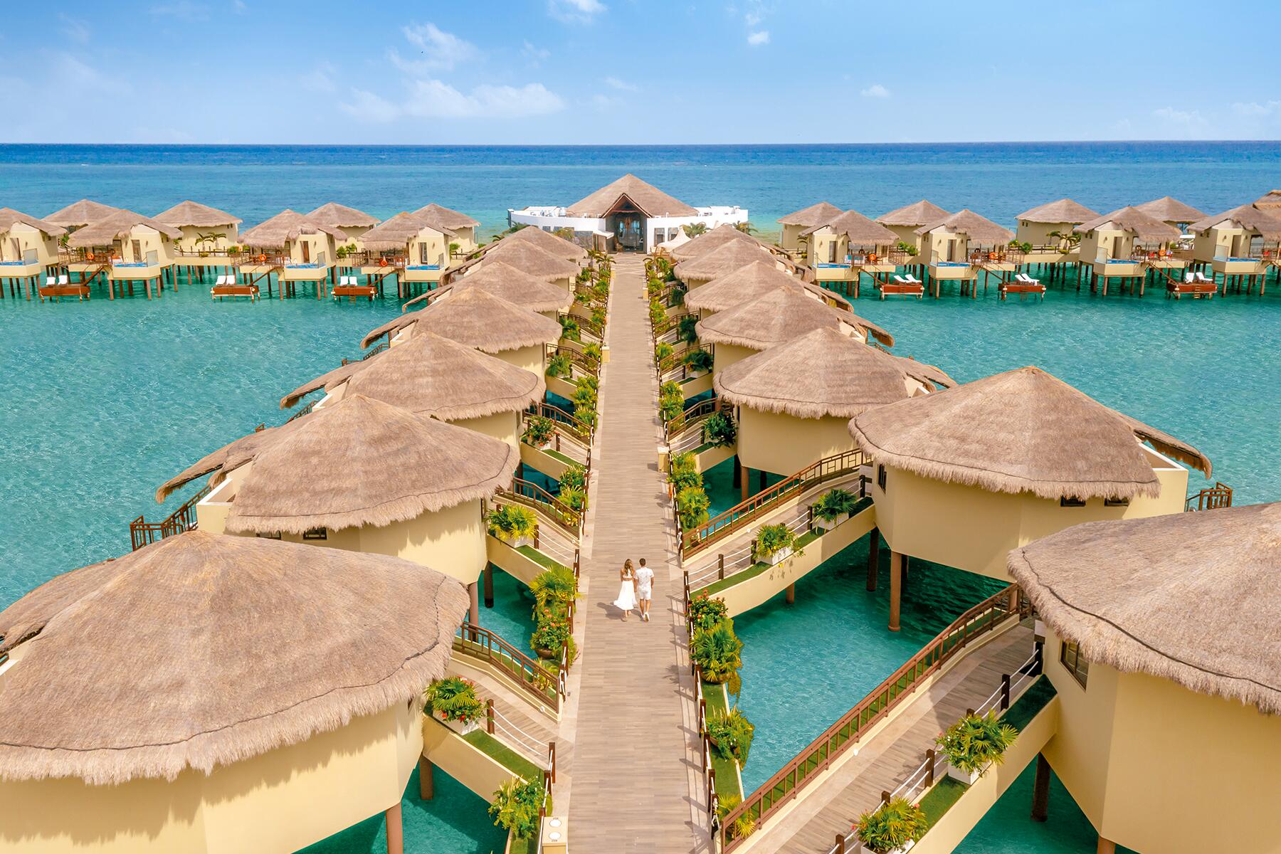 16-OverwaterBungalows-ElDoradoMaroma-STARMARK AGENCY - EDM_Bungalow_Overhead-2