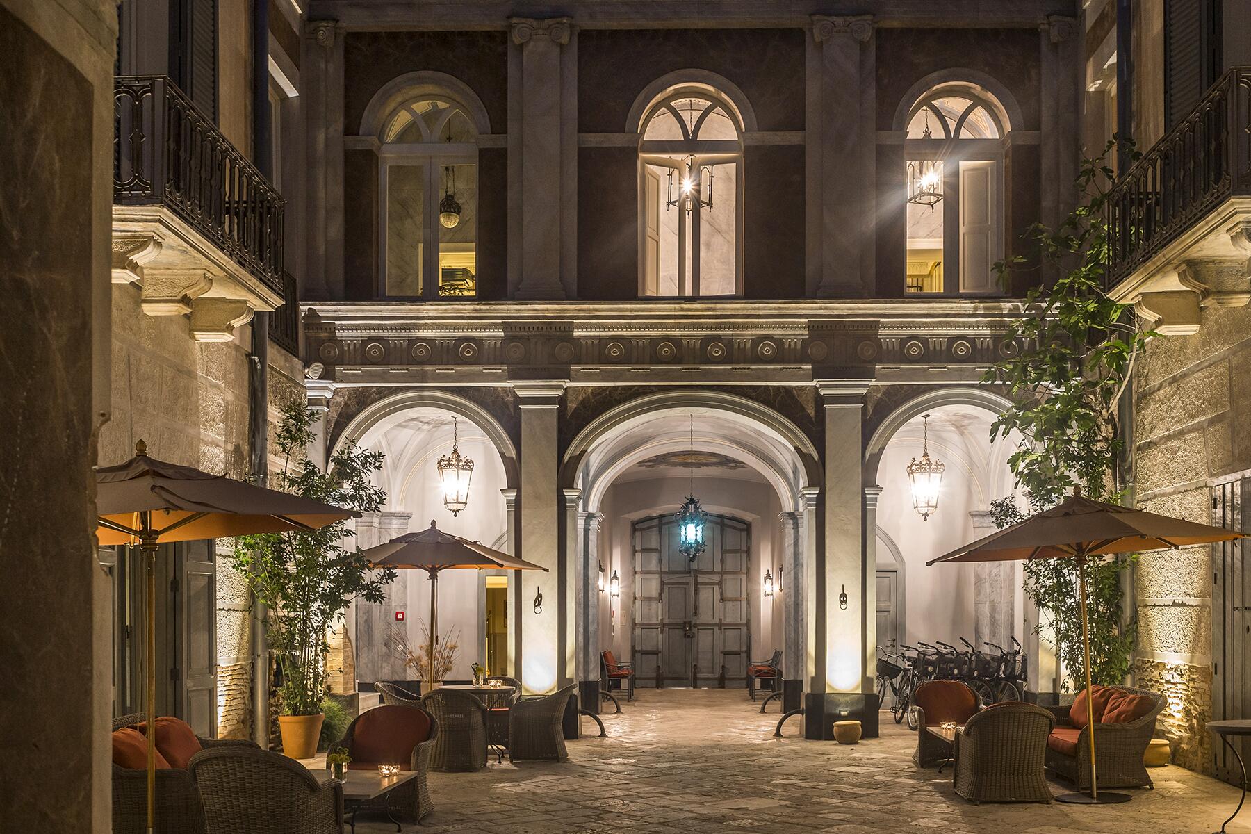 06_01_FodorsFinestHotels_Europe__PalazzoMargherita__MGL5880 06_01_FodorsFinestHotels_Europe__PalazzoMargherita__MGL5880
