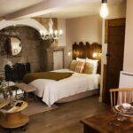 12_01_FodorsFinestHotels_Europe__BedInShop_La-Chamière-chambre (1)