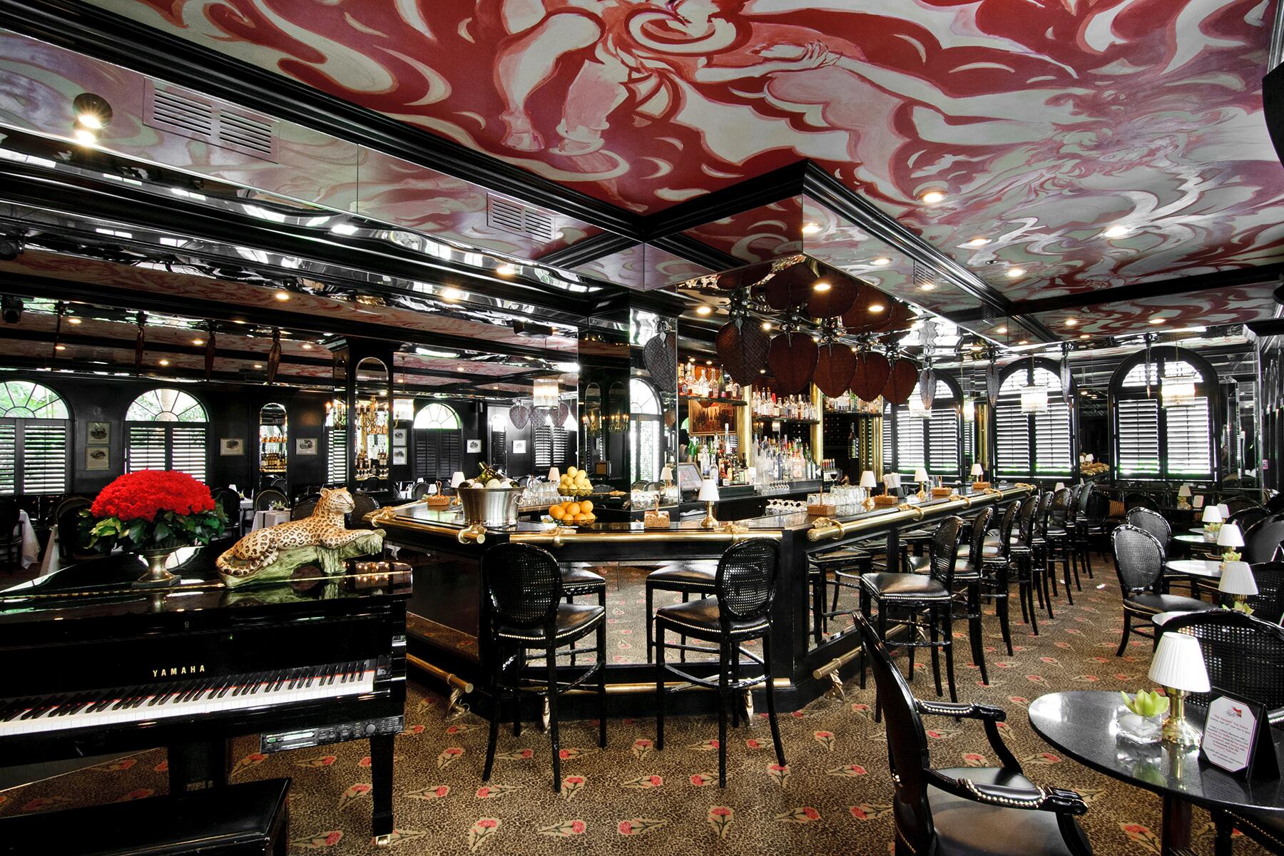 14_02_FodorsFinestHotels_USA__TheChesterfield_The Leopard Bar & Restaurant at The Chesterfield Palm Beach 14_02_FodorsFinestHotels_USA__TheChesterfield_The Leopard Bar & Restaurant at The Chesterfield Palm Beach