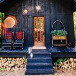 20_02_FodorsFinestHotels_USA__FieldsOfMichigan_The-Feilds_Treehouse_Angela-Treimer