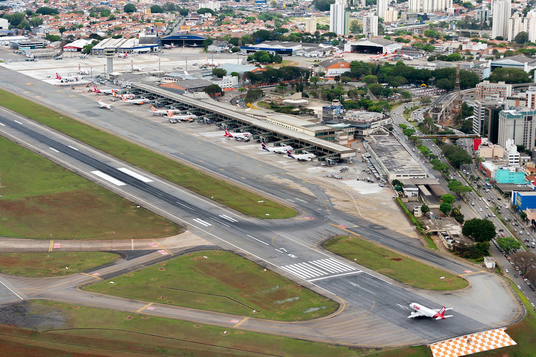 13-DangerAirport-Brazil-shutterstock_1544076791