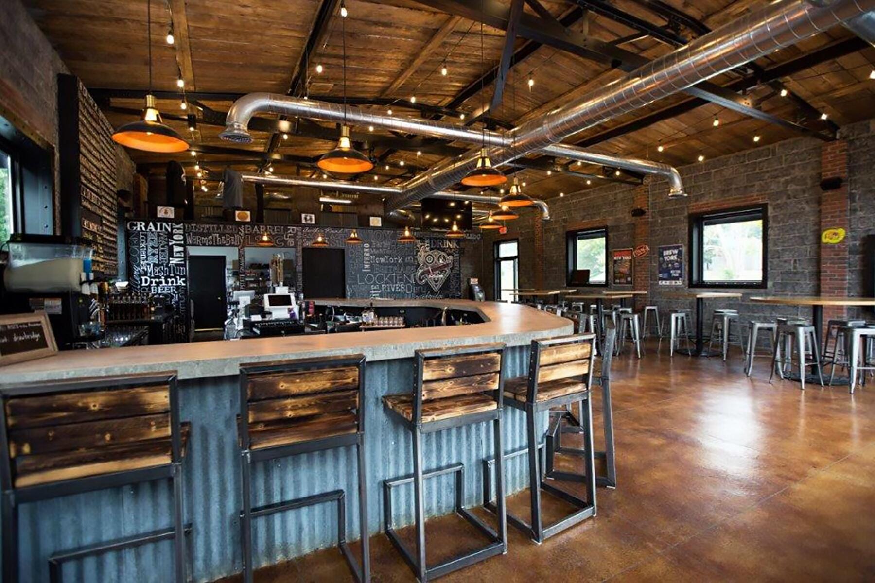 17_CraftBreweryTowns__CentralNY_17 lock1distillery (lock1inside2)