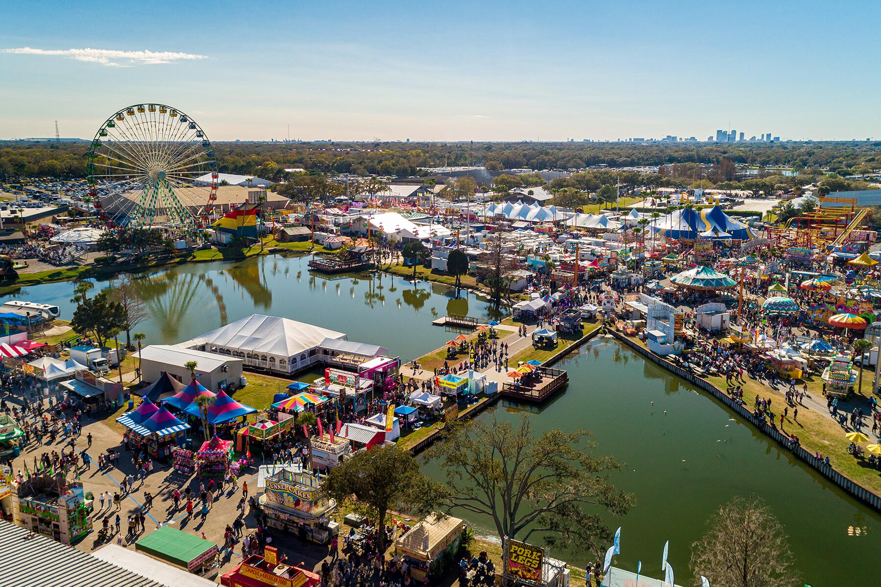 11_FunCities__TampaFlorida_shutterstock_1674537295