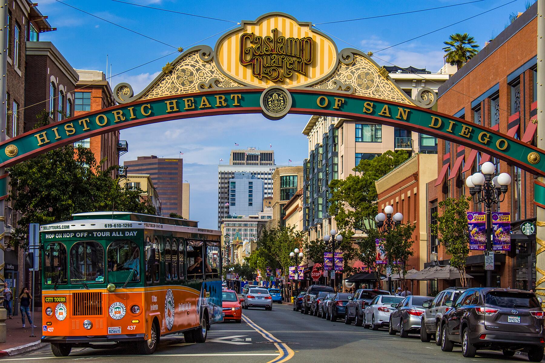 16_FunCities__SanDiegoCalifornia_shutterstock_1111812527