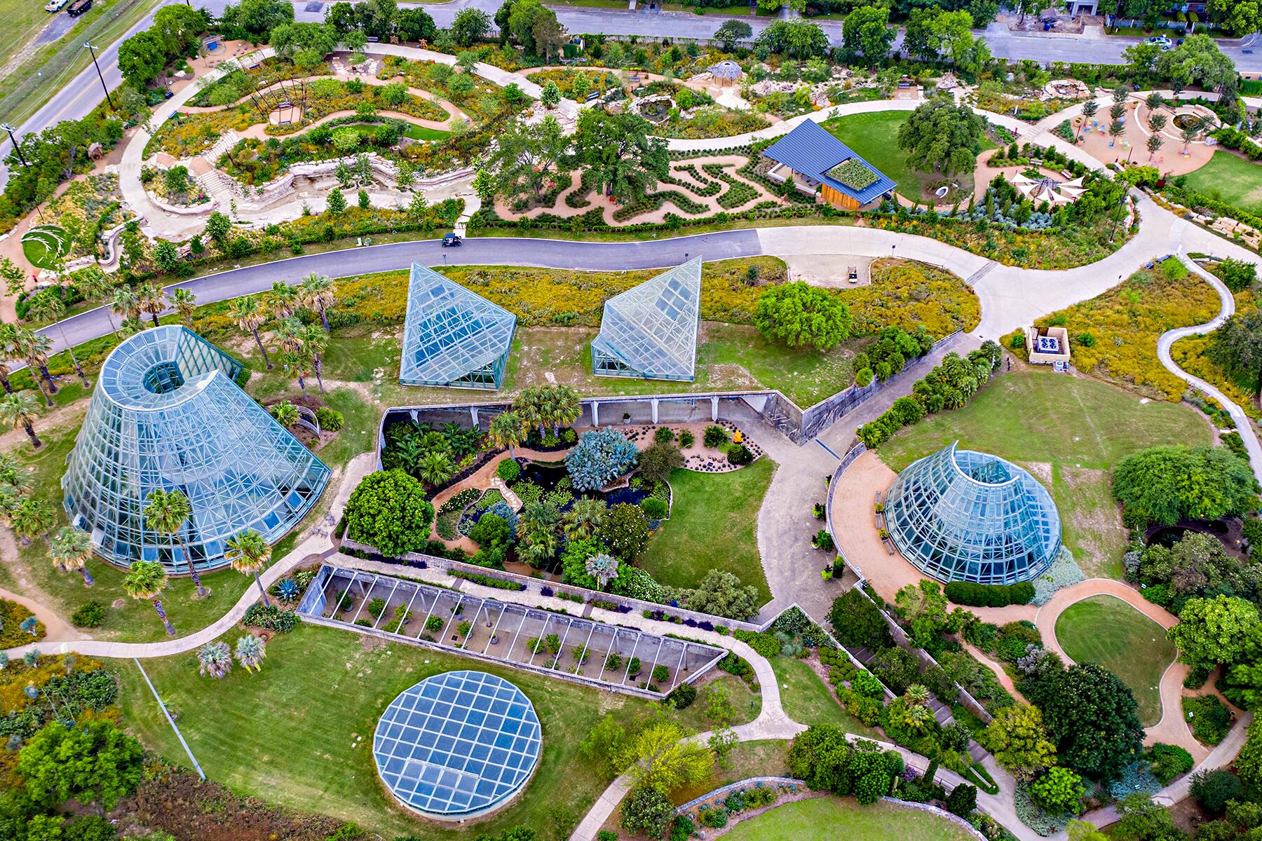 4-Flowers2022-Aerial View of SA Botanical Garden