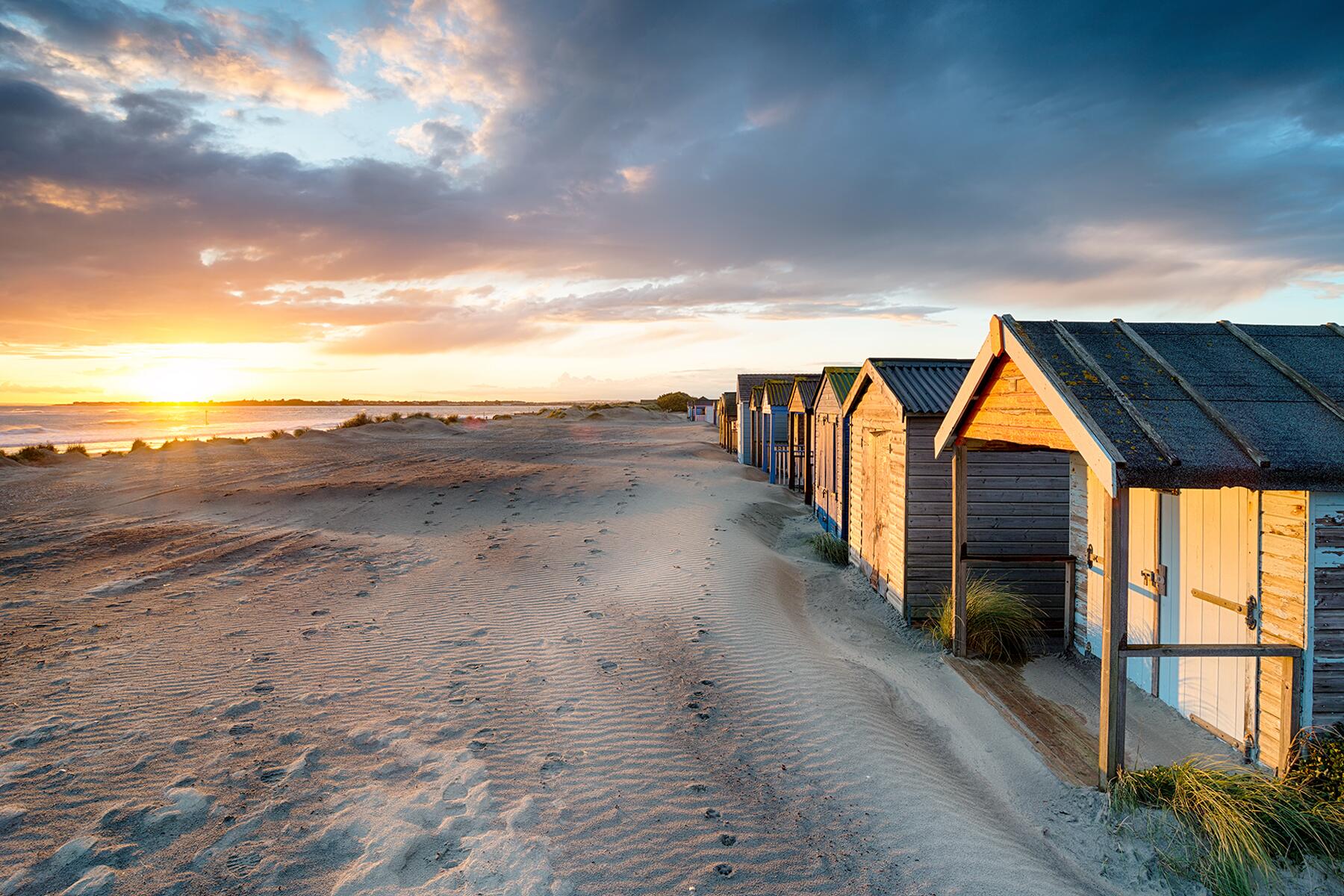 1-BESTLDNBEACH-shutterstock_751932571