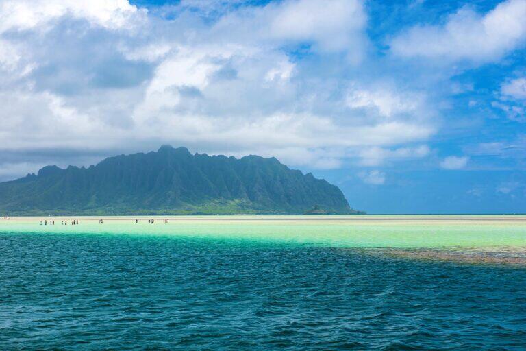 <a href='https://www.fodors.com/world/north-america/usa/hawaii/oahu/experiences/news/photos/25-ultimate-things-to-do-on-oahu#'>From &quot;35 Ultimate Things to Do in Oahu, Hawaii: Get out to The Sand Bar &quot;</a>