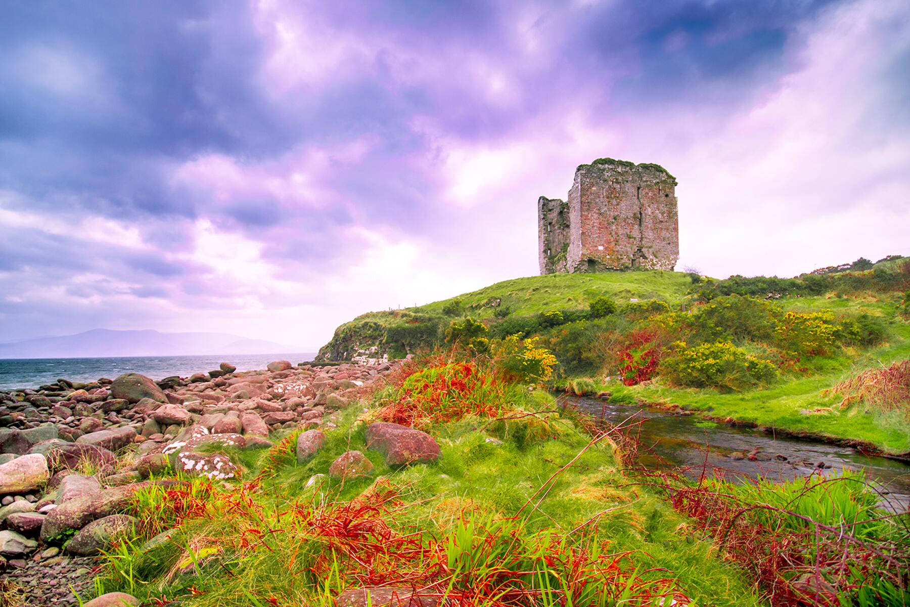 <a href='https://www.fodors.com/world/europe/ireland/experiences/news/photos/ultimate-things-to-do-in-ireland#'>From &quot;25 Ultimate Things to Do In Ireland: Drive the 1,550 Mile-Long Wild Atlantic Way &quot;</a>