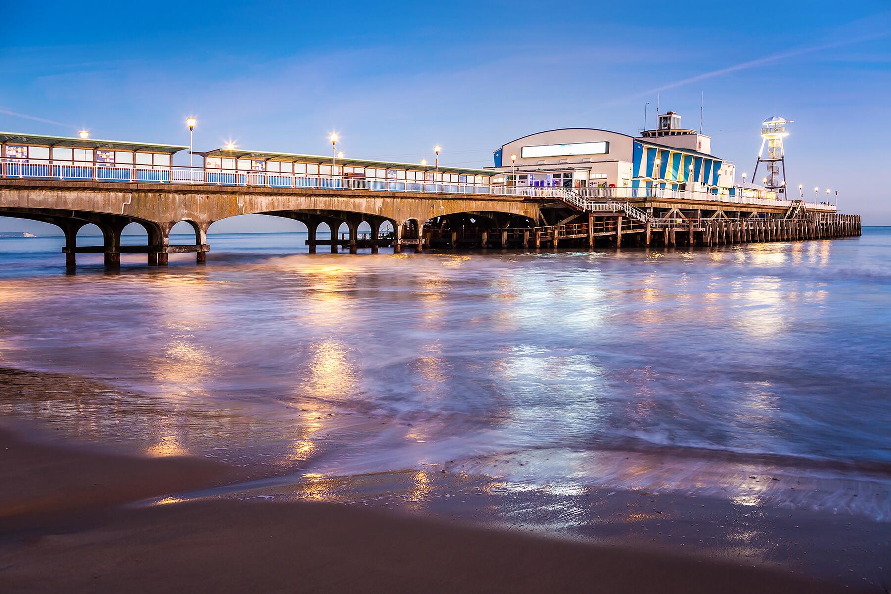 4-BESTLDNBEACH-shutterstock_262126355
