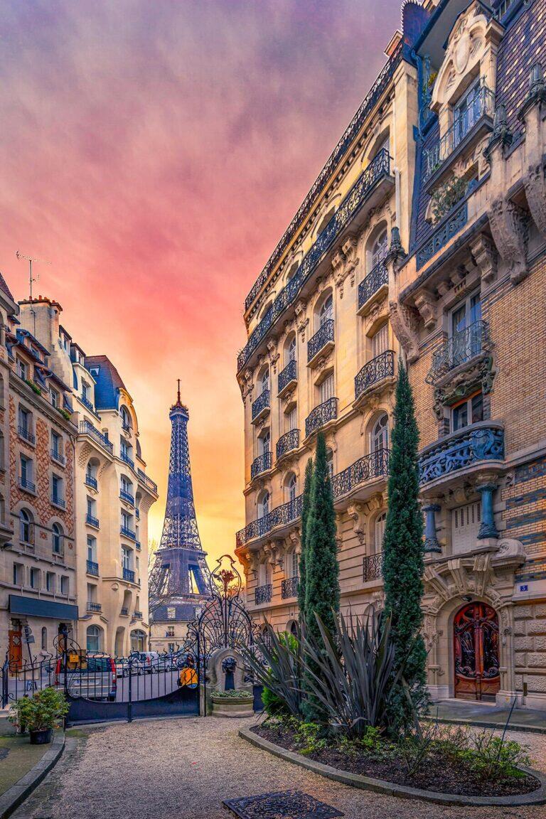 <a href='https://www.fodors.com/world/europe/france/paris/experiences/news/photos/best-places-to-see-the-eiffel-tower-without-the-crowds#'>From &quot;The 12 Best Places to See the Eiffel Tower Without the Crowds: Square Rapp&quot;</a>