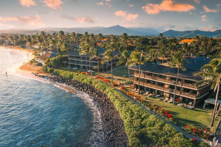 <a href='https://www.fodors.com/world/north-america/usa/hawaii/experiences/news/photos/these-hawaii-hotels-give-back-to-the-local-community-in-a-big-way#'>From &quot;12 Hawaiian Hotels That Give Back to the Local Community: Ko‘a Kea Hotel & Resort&quot;</a>