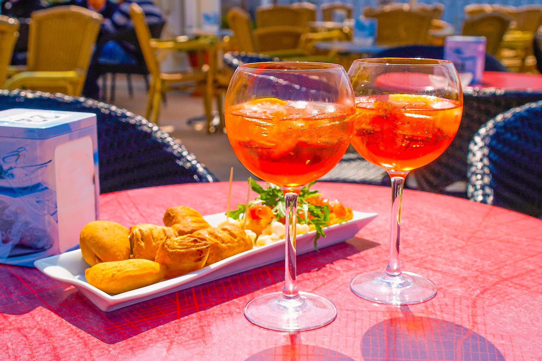 <a href='https://www.fodors.com/world/europe/italy/experiences/news/photos/italy-dining-guide-never-do-these-things-at-a-restaurant#'>From &quot;Never Do These 12 Things at an Italian Restaurant: Don't Order a Cocktail With Dinner&quot;</a>
