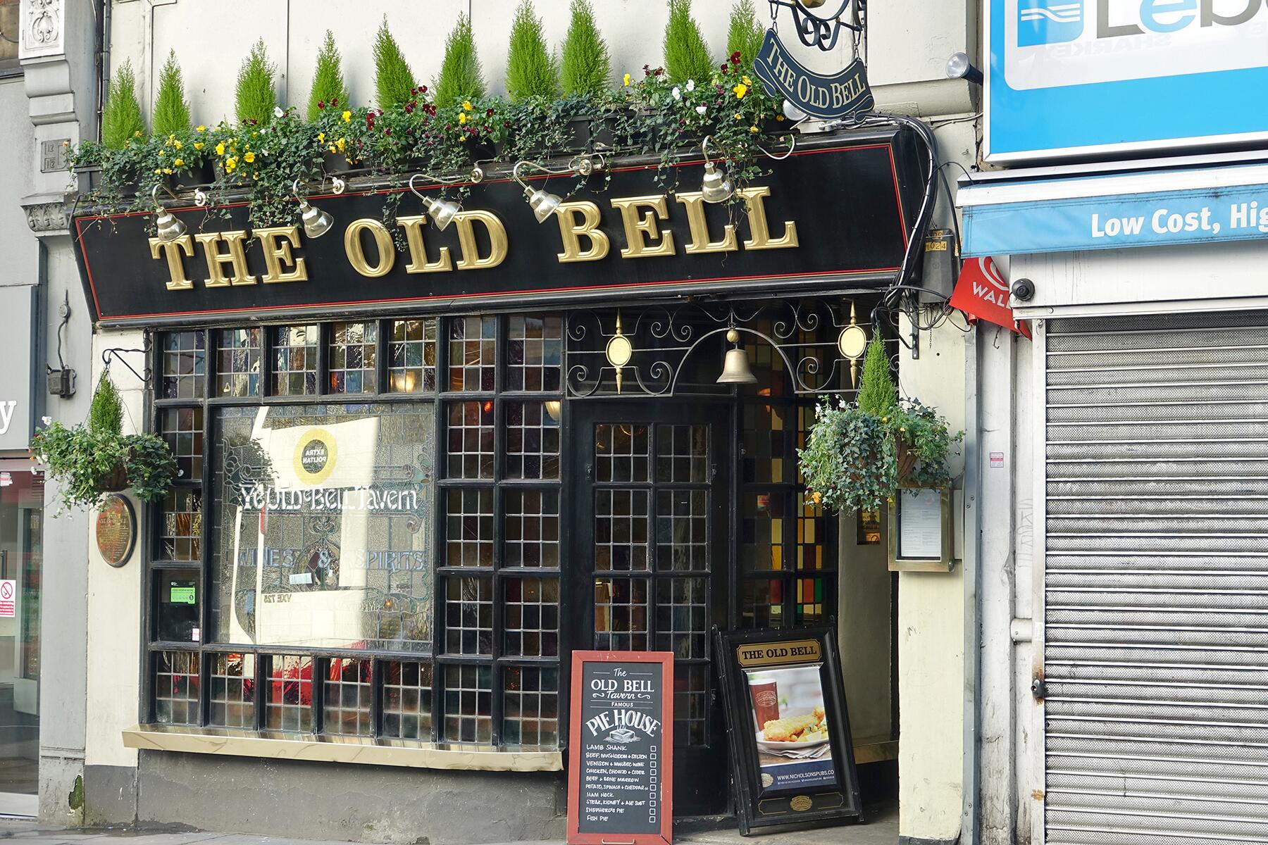<a href='https://www.fodors.com/world/europe/england/london/experiences/news/photos/londons-best-oldest-pubs#'>From &quot;Drink Thy Fill at 12 of London’s Oldest Pubs: The Old Bell&quot;</a>