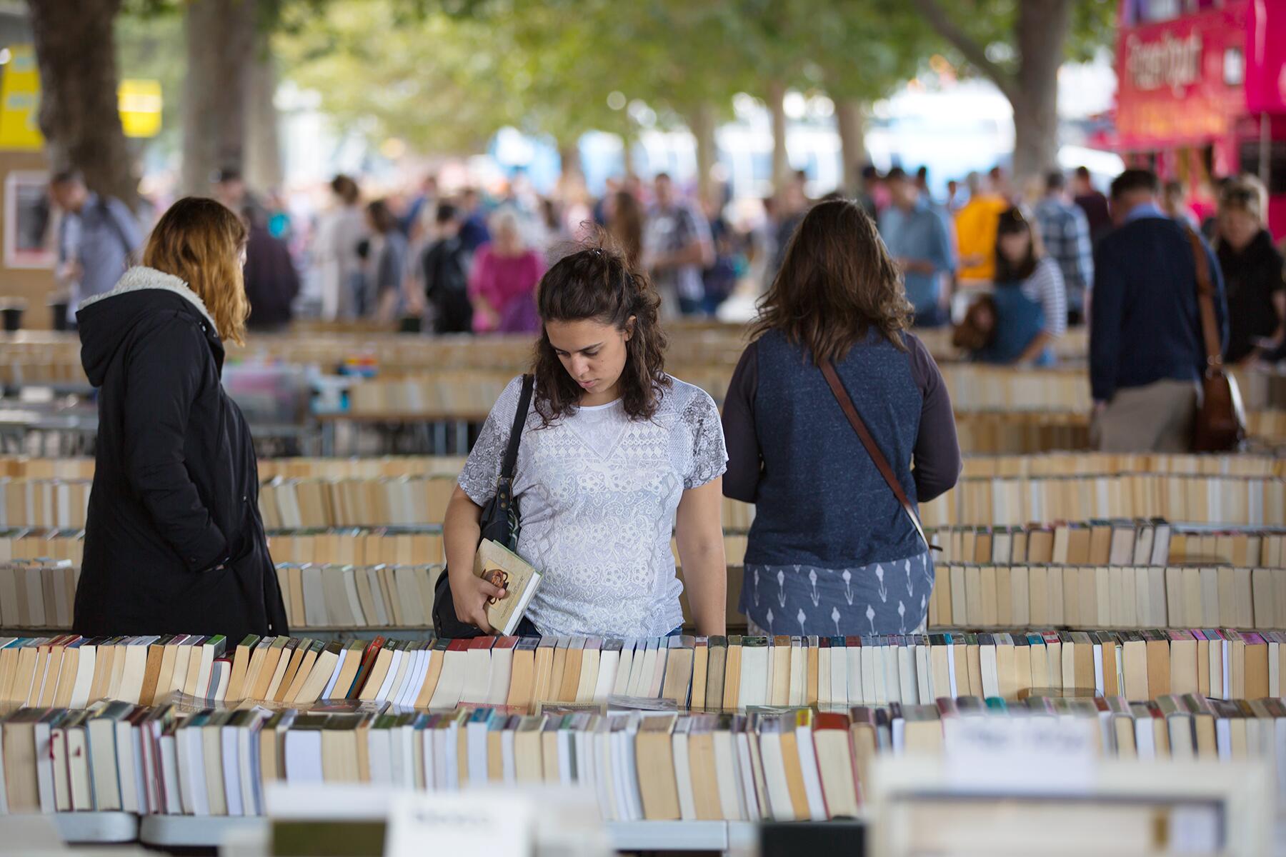 <a href='https://www.fodors.com/world/europe/england/london/experiences/news/photos/the-11-best-street-markets-to-visit-in-london#'>From &quot;The 11 Best Street Markets to Visit in London: Southbank Centre Book Market&quot;</a>