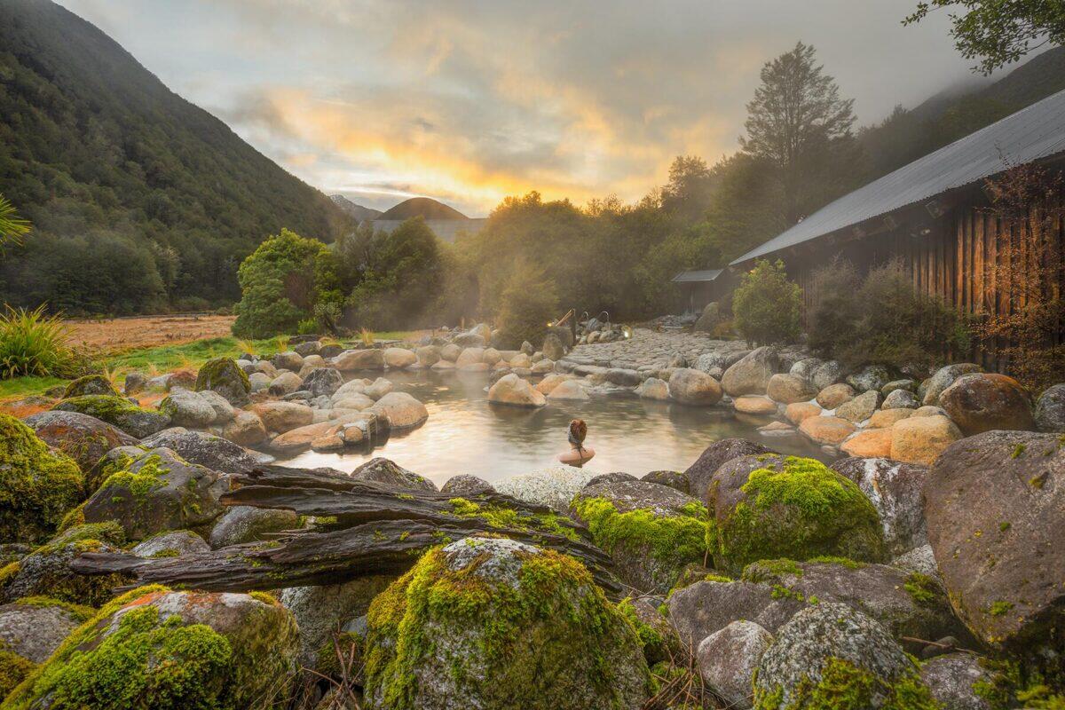 How to Visit New Zealand’s Hot Springs