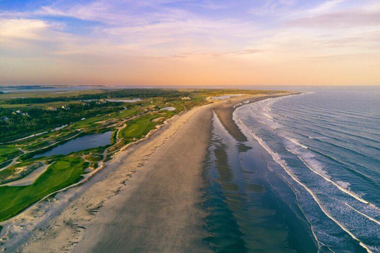 <a href='https://www.fodors.com/world/north-america/usa/south-carolina/charleston/experiences/news/photos/25-ultimate-things-to-do-in-charleston#'>From &quot;30 Ultimate Things to Do in Charleston, South Carolina: Visit Kiawah Island &quot;</a>