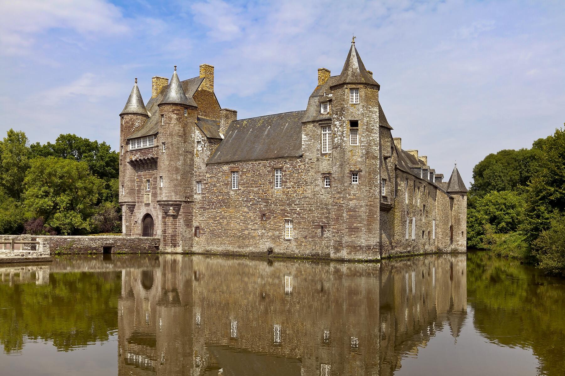 The Most Haunted Castles in France