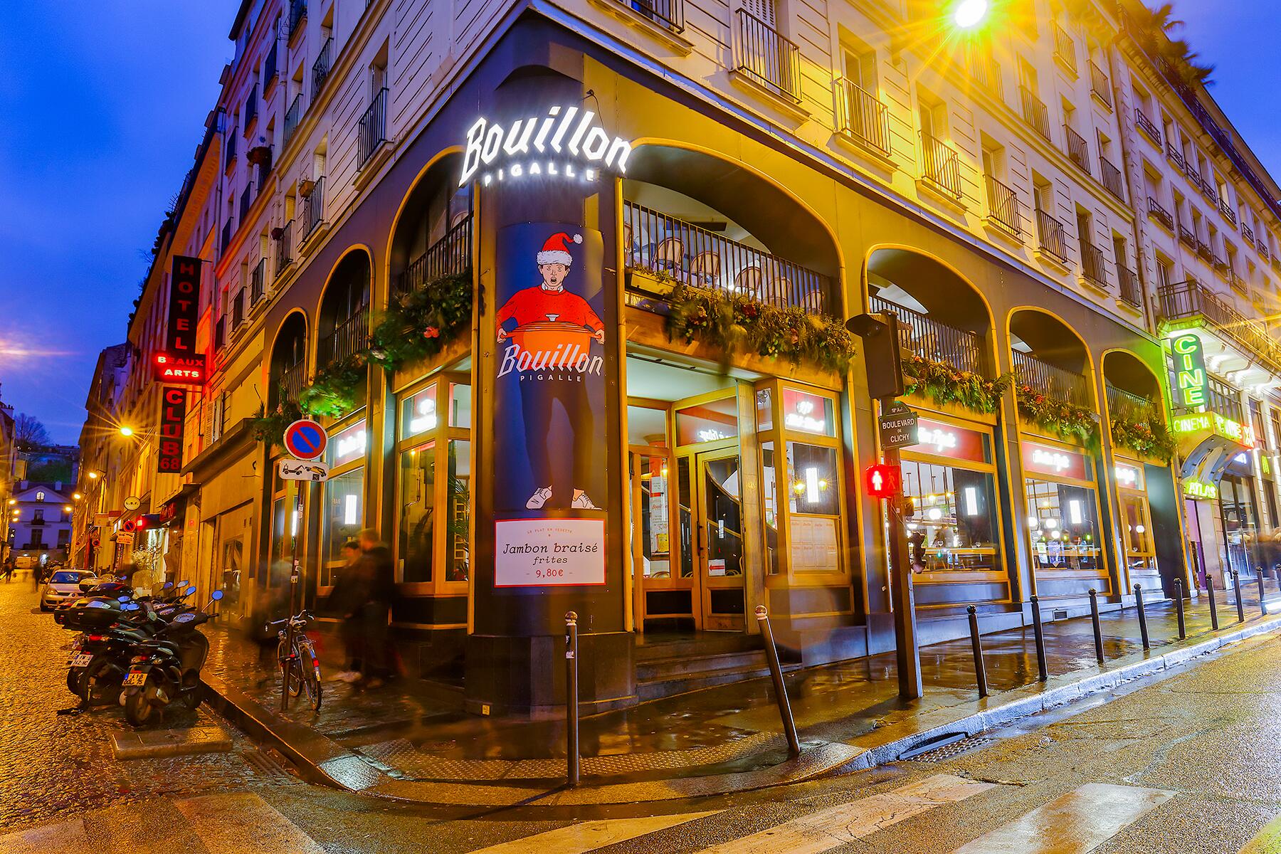 <a href='https://www.fodors.com/world/europe/france/paris/experiences/news/photos/14-classic-bistros-in-paris-worth-visiting#'>From &quot;17 Classic Paris Bistros You Must Visit: Bouillon Pigalle&quot;</a>