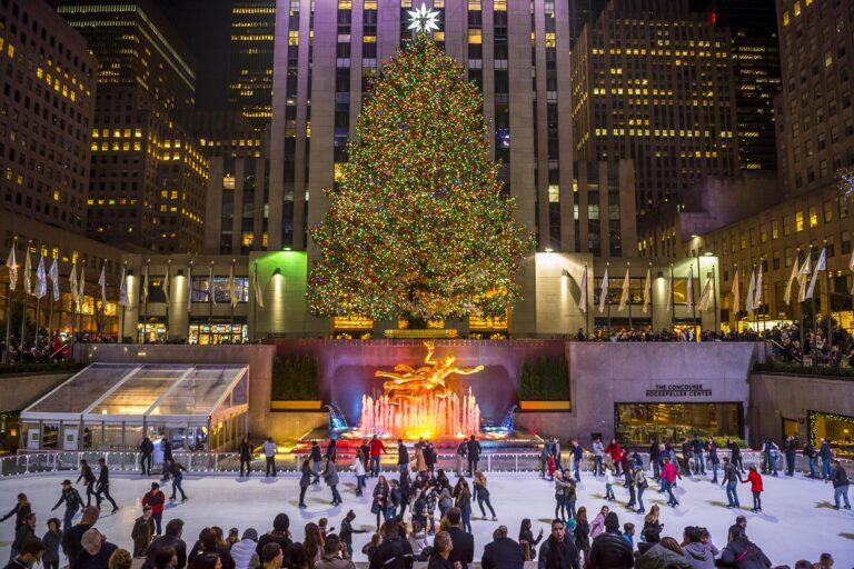 <a href='https://www.fodors.com/world/north-america/usa/new-york/new-york-city/experiences/news/photos/best-ways-to-enjoy-the-holidays-in-new-york-city#'>From &quot;12 Festive Ways to Enjoy the Holidays in New York City: Go Ice Skating at Rockefeller Plaza&quot;</a>
