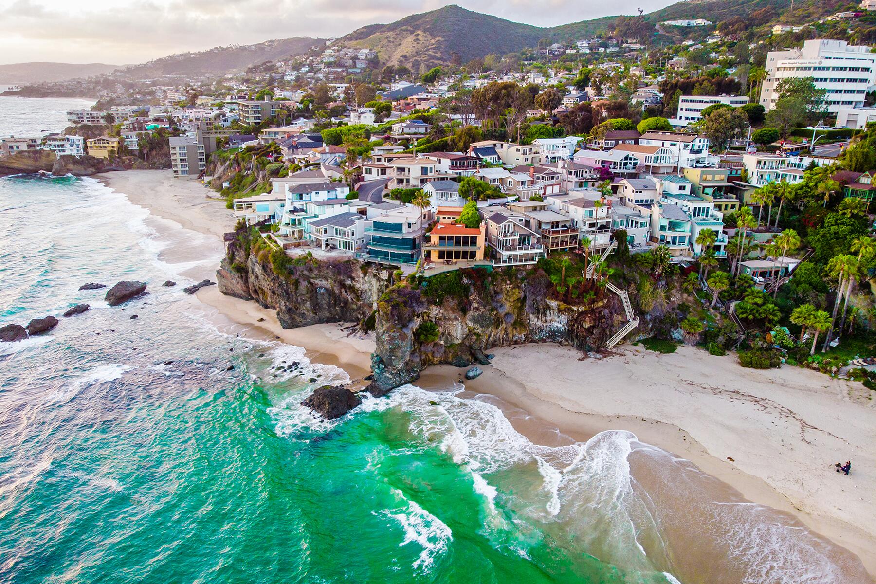 <a href='https://www.fodors.com/world/north-america/usa/california/experiences/news/photos/the-best-things-to-see-on-californias-highway-1#'>From &quot;Cruising the Coast: What to See on America's Best Road Trip: Laguna Beach&quot;</a>