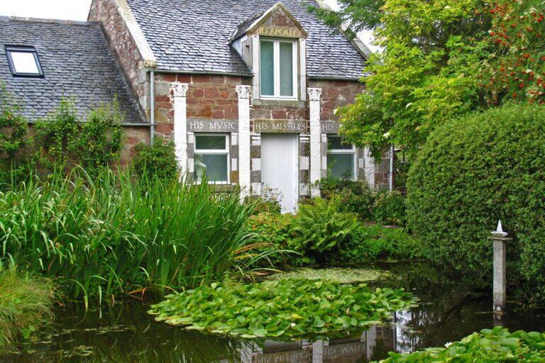 <a href='https://www.fodors.com/world/europe/england/experiences/news/photos/best-gardens-to-visit-in-england-and-scotland#'>From &quot;10 Best Gardens to Visit in the United Kingdom: Little Sparta&quot;</a>