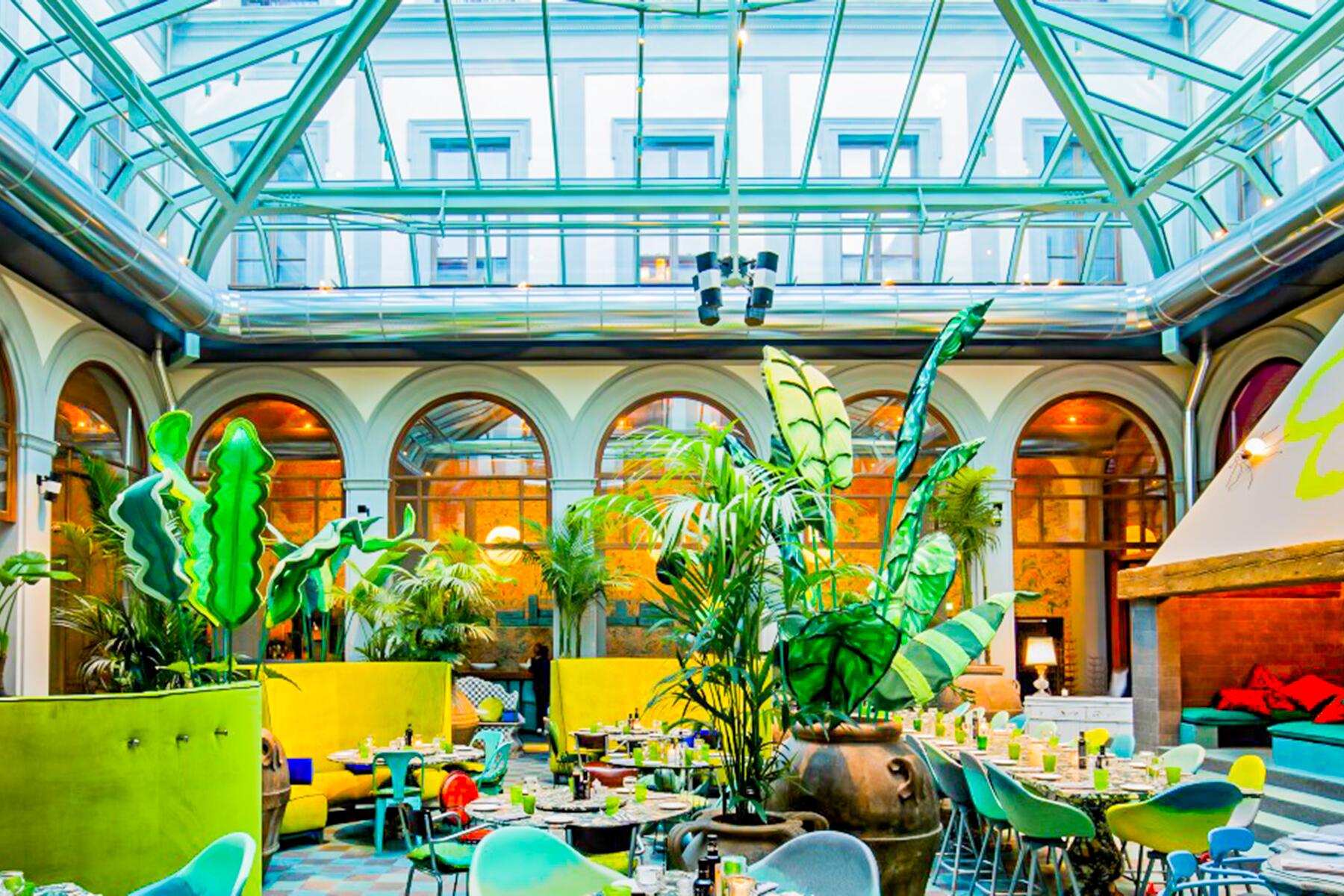 2-This Florence Hotel Has Rooms Based on Heaven and Hell-25h_piazzapaolino_dariogarofalo_sanpaolino_medium_12-2_a70b4062c44e25d6166d836