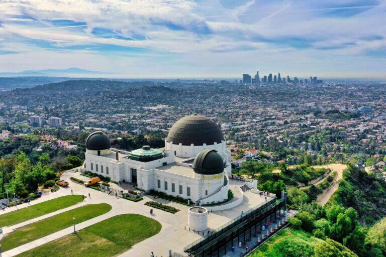 <a href='https://www.fodors.com/world/north-america/usa/california/los-angeles/experiences/news/photos/10-best-places-to-see-the-hollywood-sign-in-los-angeles#'>From &quot;The 10 Best Places to View the Hollywood Sign: Griffith Observatory   &quot;</a>