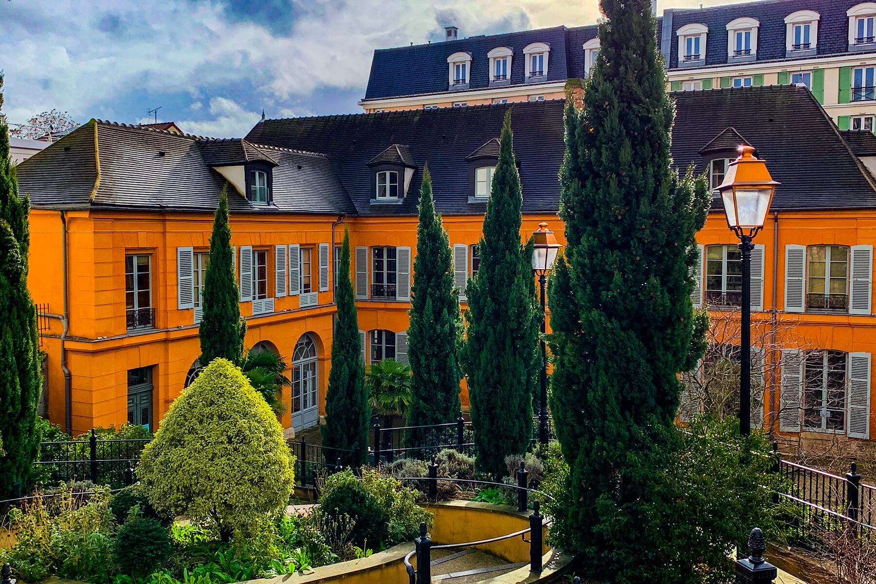 <a href='https://www.fodors.com/world/europe/france/paris/experiences/news/photos/the-most-beautiful-public-gardens-in-paris#'>From &quot;Stroll Through Paris' 10 Most Beautiful Public Gardens: Jardin du Maison Eugene Delacroix&quot;</a>