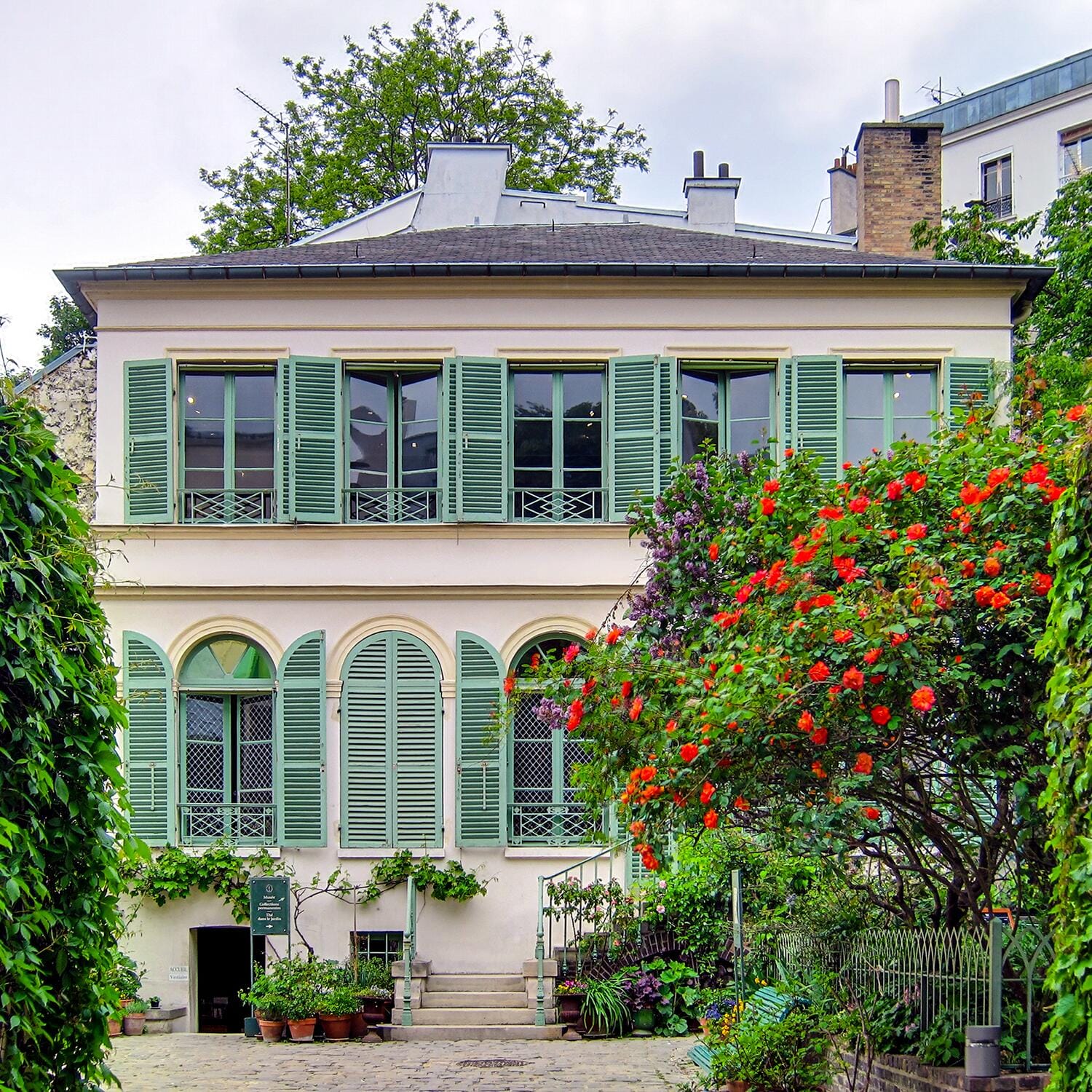 <a href='https://www.fodors.com/world/europe/france/paris/experiences/news/photos/the-most-beautiful-public-gardens-in-paris#'>From &quot;Stroll Through Paris' 10 Most Beautiful Public Gardens: Jardin de Musée de la Vie Romantique&quot;</a>