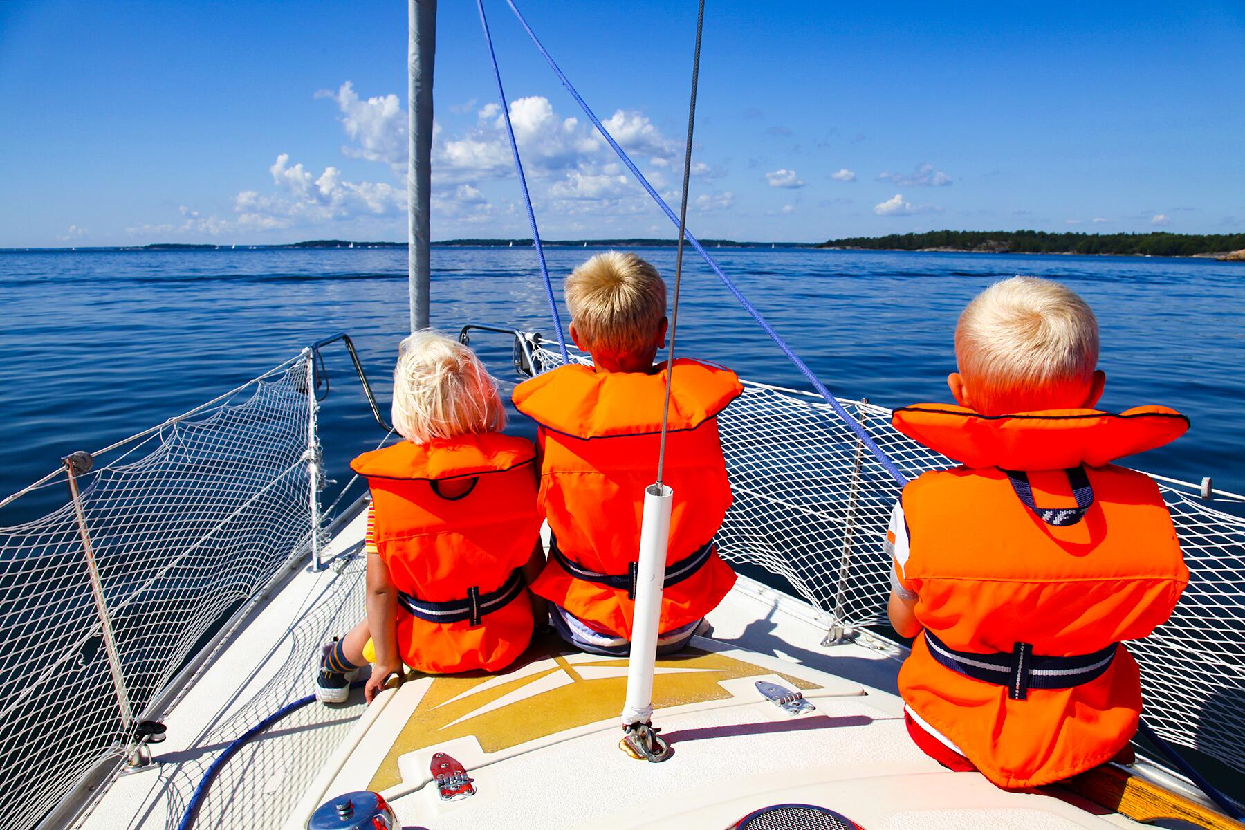 Crucial Guidelines to Ensure Safety on Your Upcoming Boating Adventure