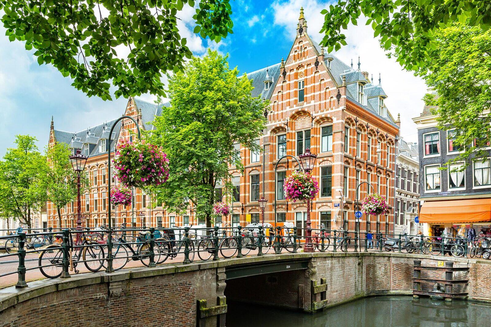 How to Rent and Ride a Bike in Amsterdam