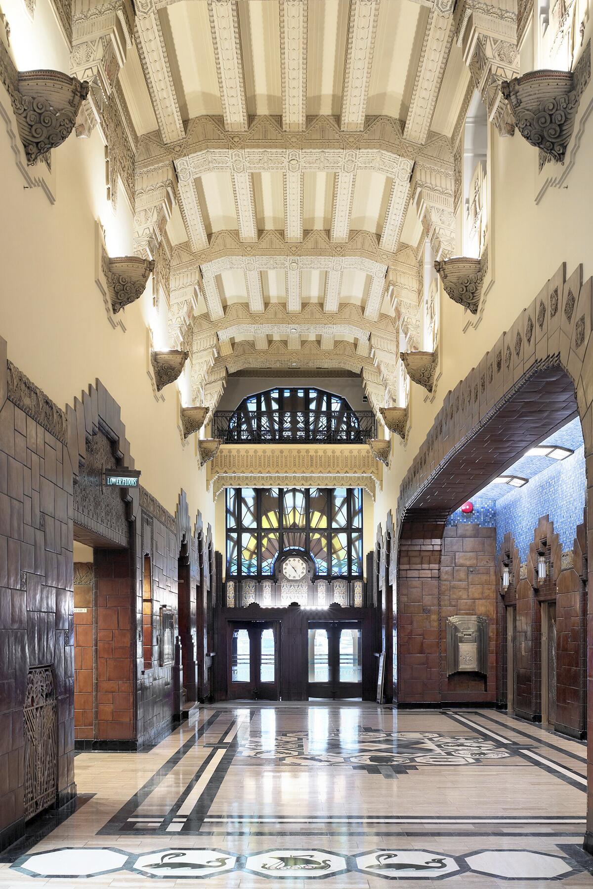 <a href='https://www.fodors.com/world/north-america/canada/british-columbia/vancouver/experiences/news/photos/best-cultural-attractions-to-see-when-visiting-vancouver-canada#'>From &quot;The 8 Best Cultural Attractions in Vancouver: The Marine Building&quot;</a>
