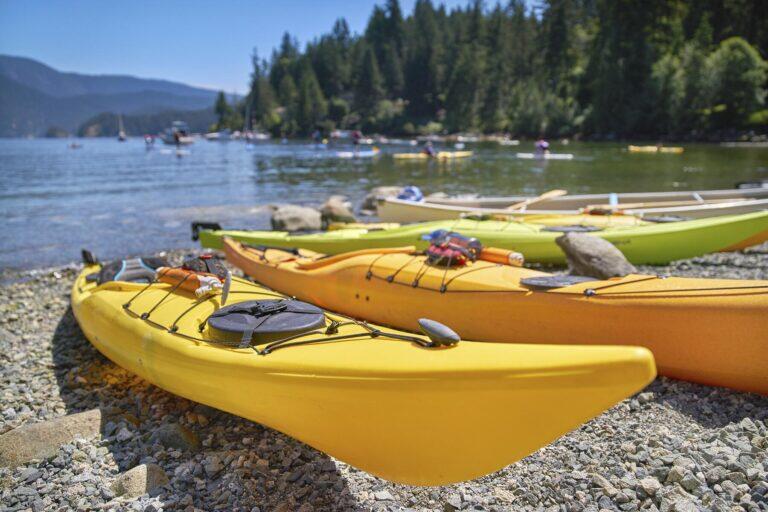 <a href='https://www.fodors.com/world/north-america/canada/british-columbia/vancouver/experiences/news/photos/best-outdoor-experiences-in-vancouver#'>From &quot;10 Incredible Outdoor Experiences in Vancouver: Paddle at Deep Cove&quot;</a>