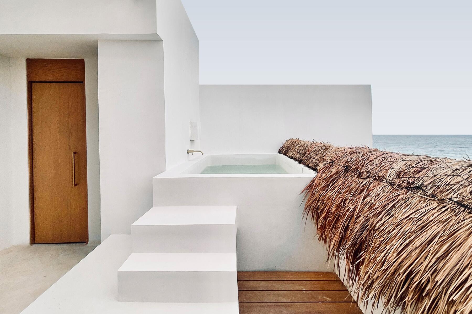Fodors-Finest_North-America_Hotel-Panamera-01