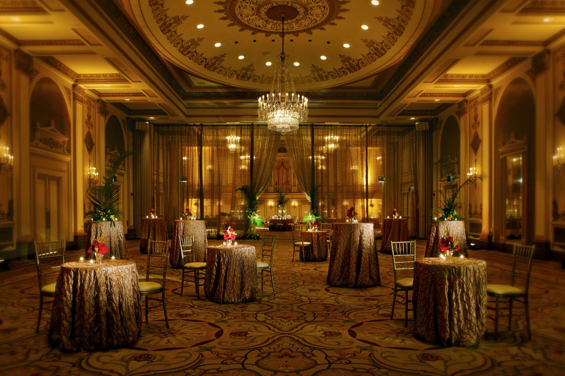 Fodors-Finest_North-America_Palmer-House-01