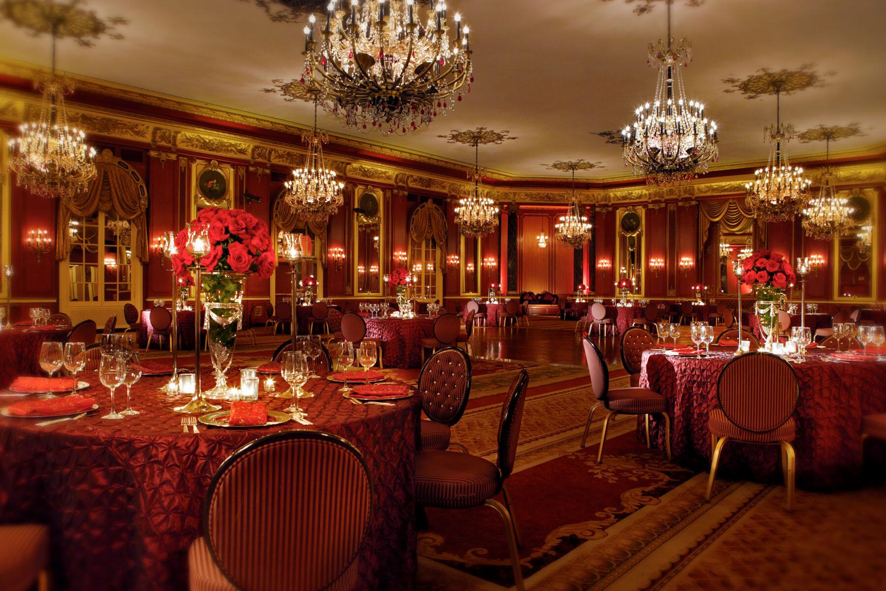 Fodors-Finest_North-America_Palmer-House-02
