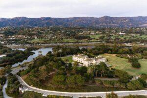 What Mysteries Are Inside This Abandoned Mansion of a Reclusive Heiress?