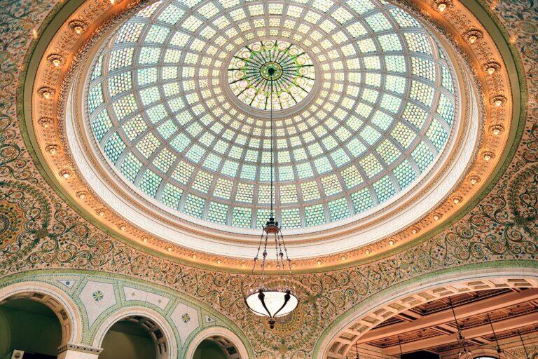 <a href='https://www.fodors.com/world/north-america/usa/illinois/chicago/experiences/news/photos/how-to-see-chicagos-best-architecture#'>From &quot;13 Ways to See Chicago's Best Architecture: Chicago Cultural Center Dome&quot;</a>