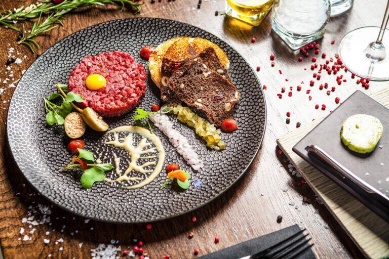 <a href='https://www.fodors.com/world/europe/france/paris/experiences/news/photos/paris-chefs-share-their-favorite-restaurants-to-dine-when-not-in-the-kitchen#'>From "13 Top Paris Chefs Share Their Go-to Restaurants for Their Night Off: Bien Elevé"</a>