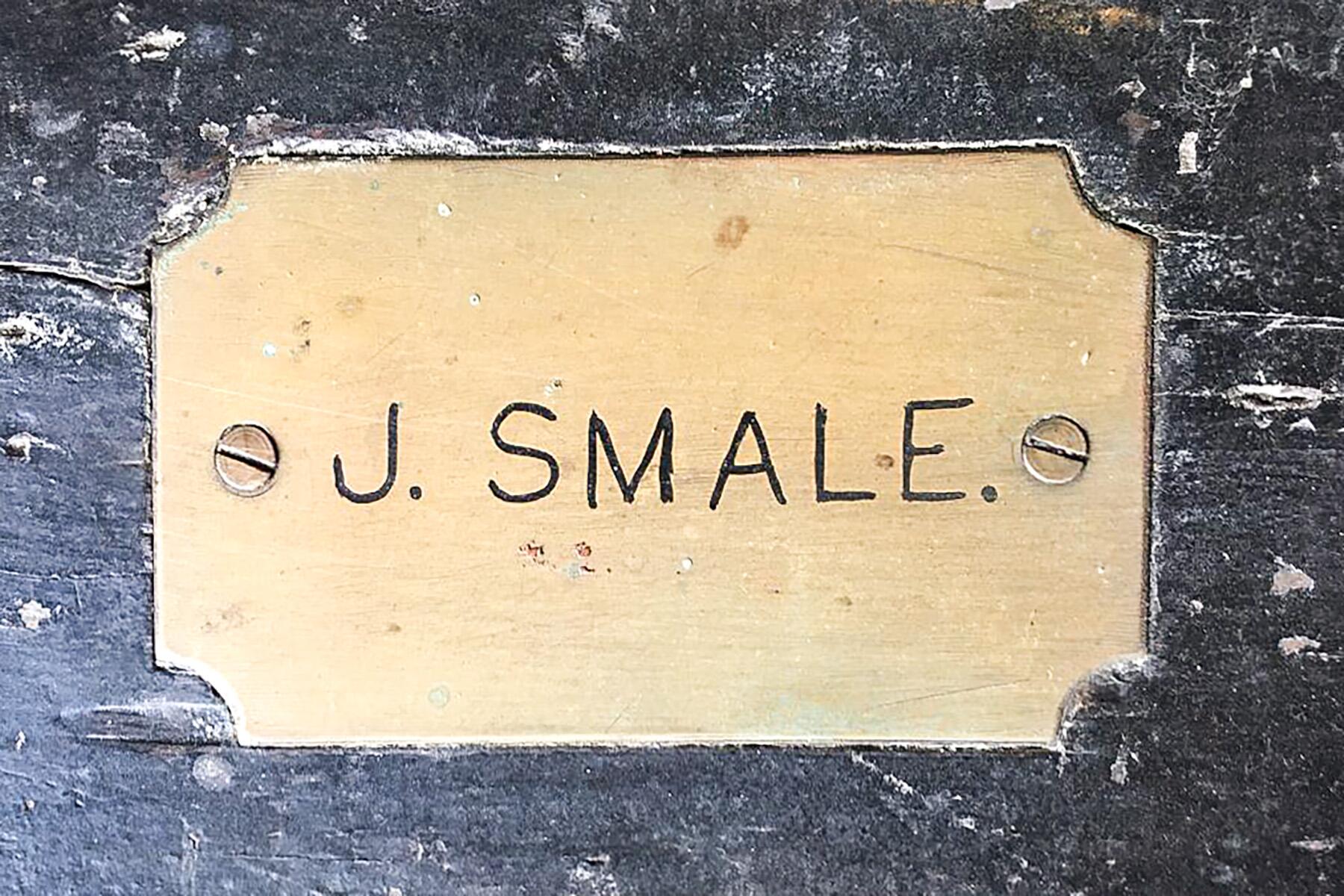 4-Smale chest 1