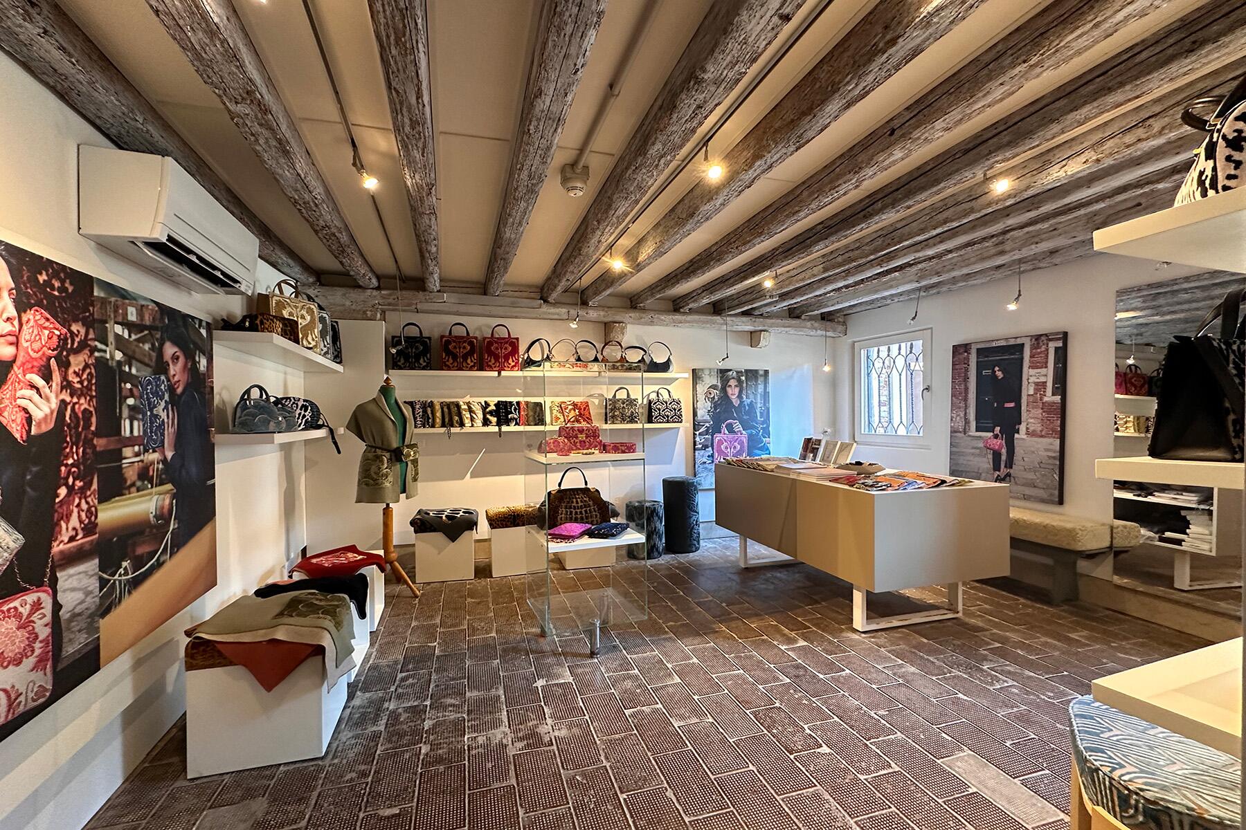 <a href='https://www.fodors.com/world/europe/italy/venice/experiences/news/photos/the-best-boutique-stores-to-shop-in-venice#'>From &quot;The 10 Best Boutique Shops in Venice: Tessitura Luigi Bevilacqua&quot;</a>