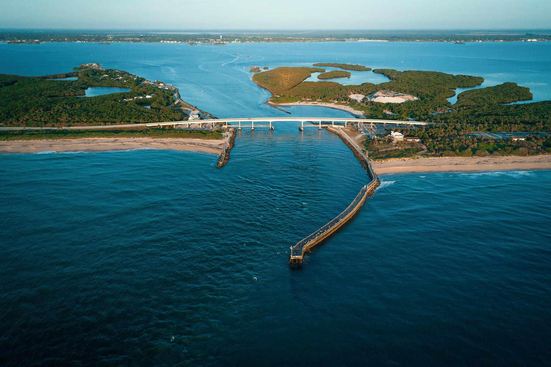 <a href='https://www.fodors.com/world/north-america/usa/florida/orlando/experiences/news/photos/best-day-trips-from-orlando-florida#'>From &quot;The 10 Best Day Trips to Take From Orlando: Sebastian Inlet State Park&quot;</a>