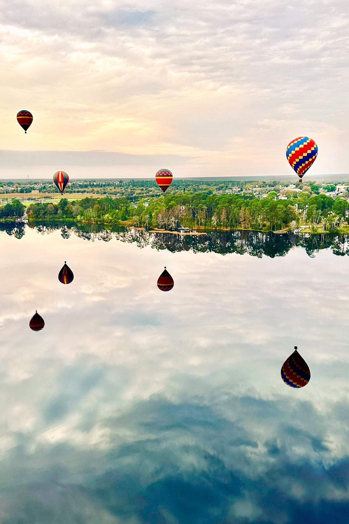 <a href='https://www.fodors.com/world/north-america/usa/florida/orlando/experiences/news/photos/best-outdoor-adventures-to-have-around-orlando-florida#'>From &quot;10 Amazing Outdoor Adventures You Can Have in Orlando: Take to the Skies in a Hot Air Balloon&quot;</a>