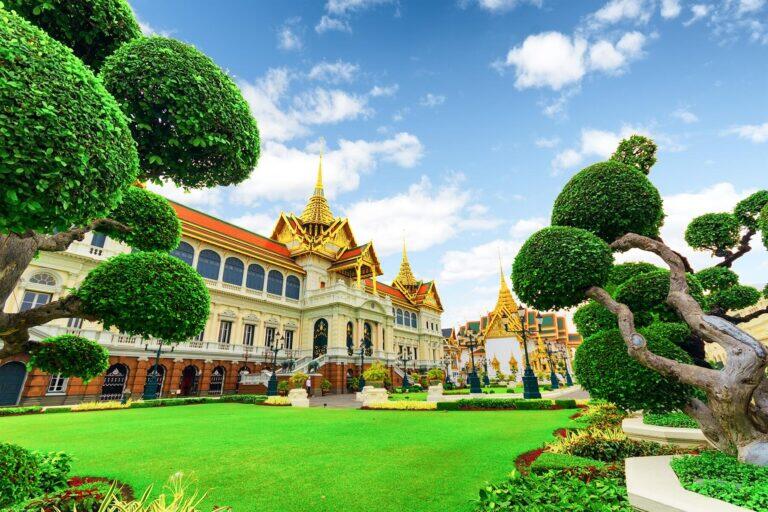 <a href='https://www.fodors.com/world/asia/thailand/bangkok/experiences/news/photos/dos-and-donts-important-things-to-know-before-for-visiting-bangkok-thailand#'>From "The 10 Dos and Don’ts for Visiting Bangkok, Thailand: Do Respect the King’s Image"</a>