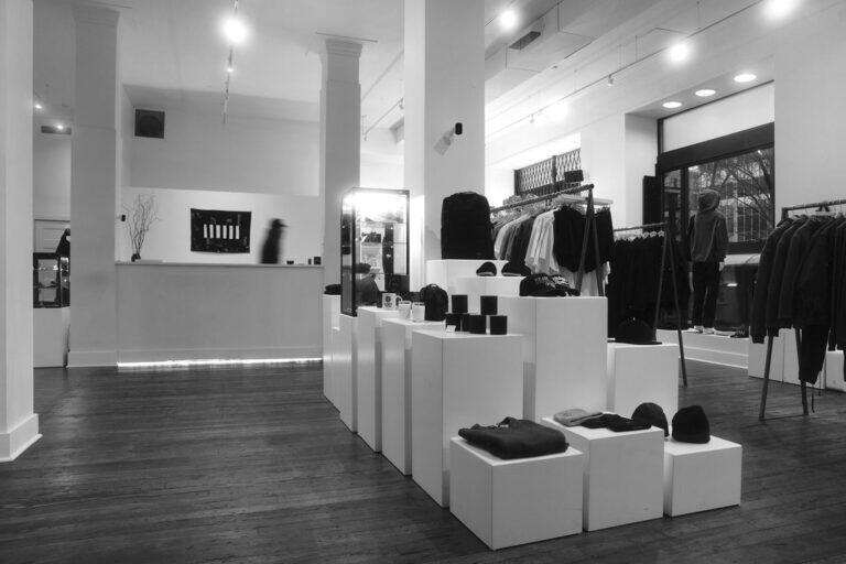 <a href='https://www.fodors.com/world/north-america/usa/oregon/portland/experiences/news/photos/best-stores-to-shop-at-in-portland-oregon#'>From "10 Unique Stores to Visit While in Portland, Oregon: MACHUS   "</a>