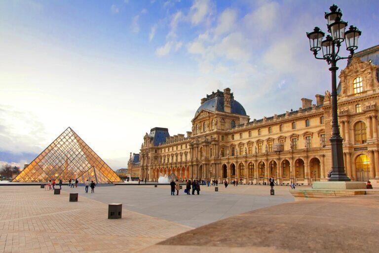 <a href='https://www.fodors.com/world/europe/france/paris/experiences/news/photos/these-backup-paris-attractions-help-you-avoid-the-crowds#'>From "Forgot to Reserve Tickets for Paris' Main Attractions? These 10 Spots Are Perfect Alternatives"</a>